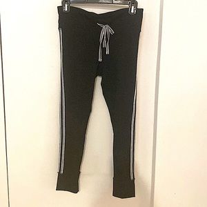 Gap Fit Joggers/Leggings